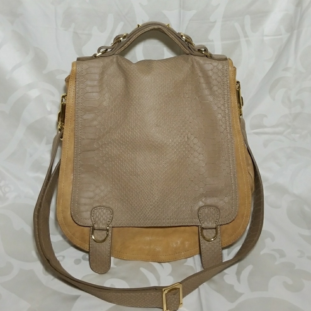 CC Skye Onie Messenger Bag Tan